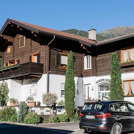 Bed and breakfast Heidi 2*